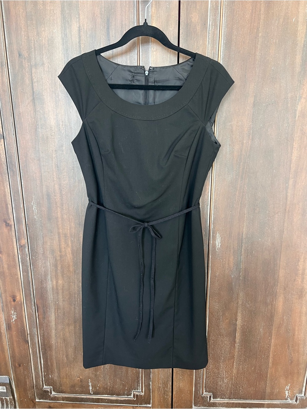 Classic Black Cap-Sleeve Sheath Dress